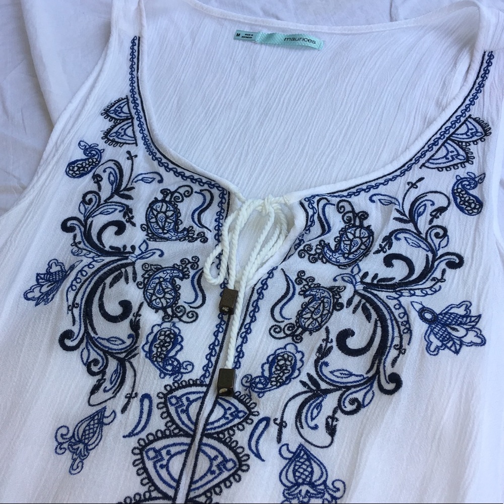 Maurice’s white/blue tank top, medium
